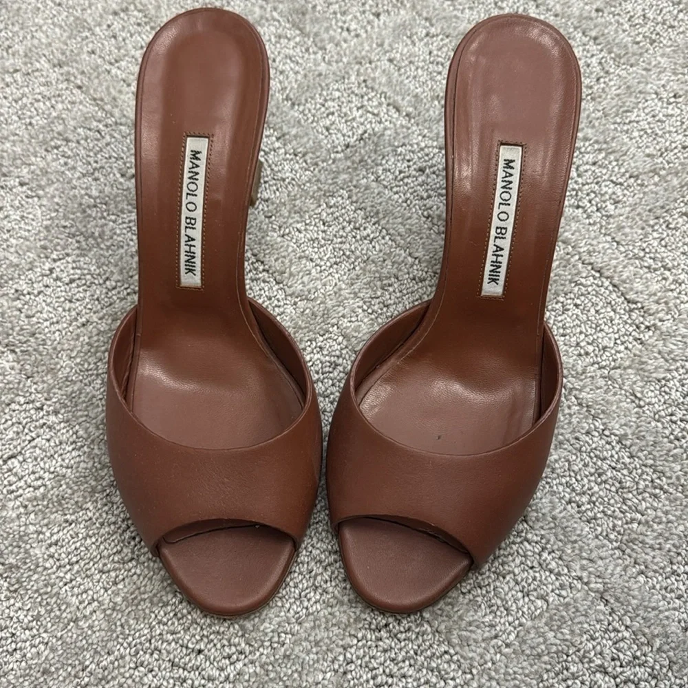 Manolo Blahnik "Jadarona" leather mule sandals - Picture 3 of 7